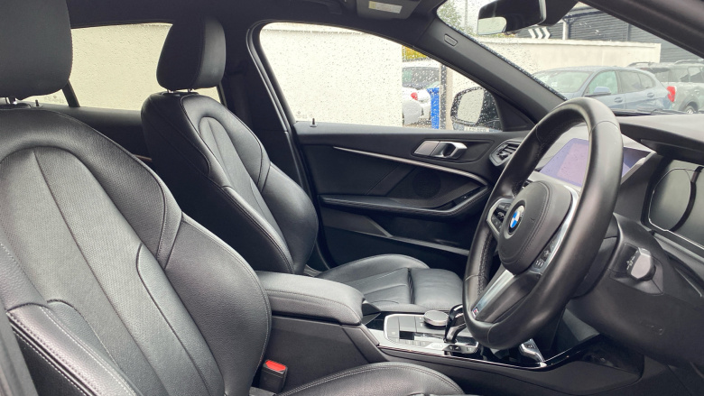 BMW 1 Series 118i M Sport 5dr Step Auto Petrol Hatchback